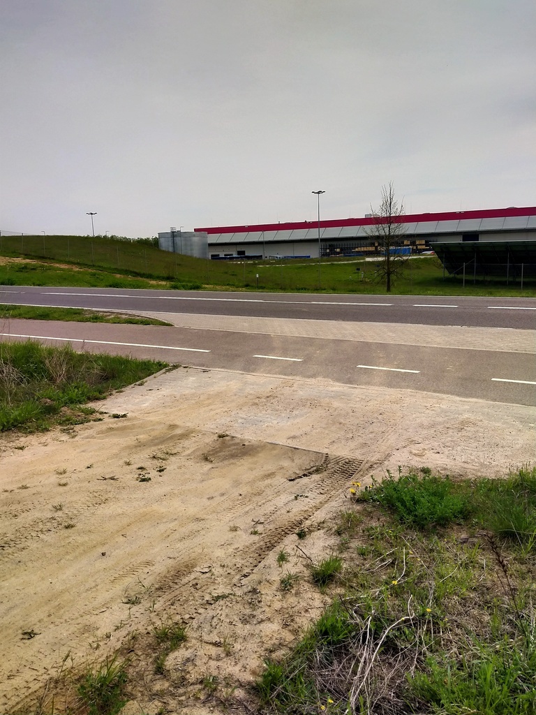 Kołbaskowo1.5994ha,do szybkiej budowy halii 2000m2 (18)