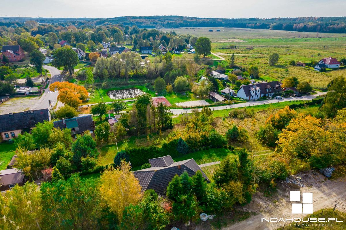 Dom nad morzem, dom parterowy na dużej działce... (13)