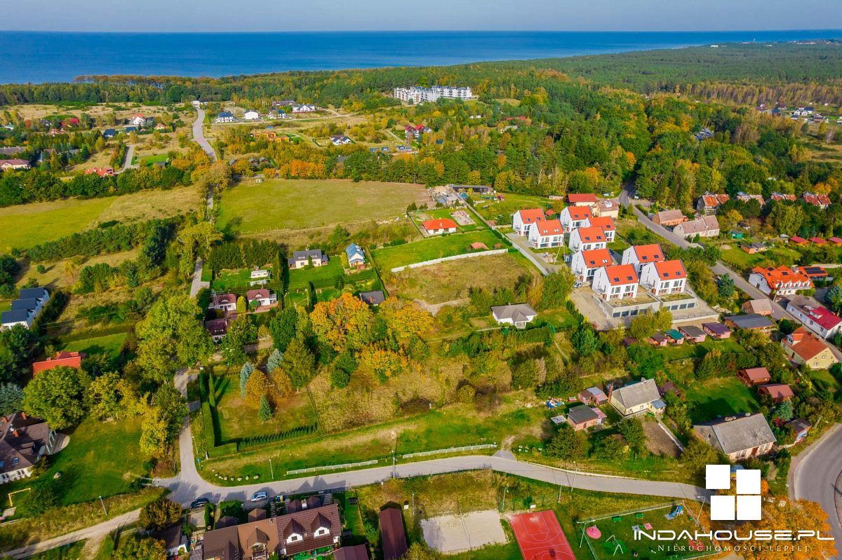 Dom nad morzem, dom parterowy na dużej działce... (14)