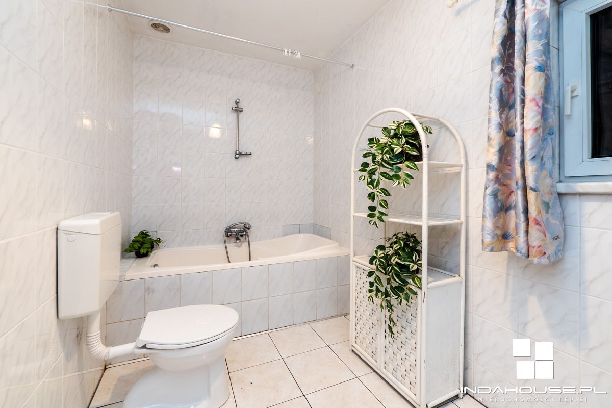 Dom nad morzem, dom parterowy na dużej działce... (20)