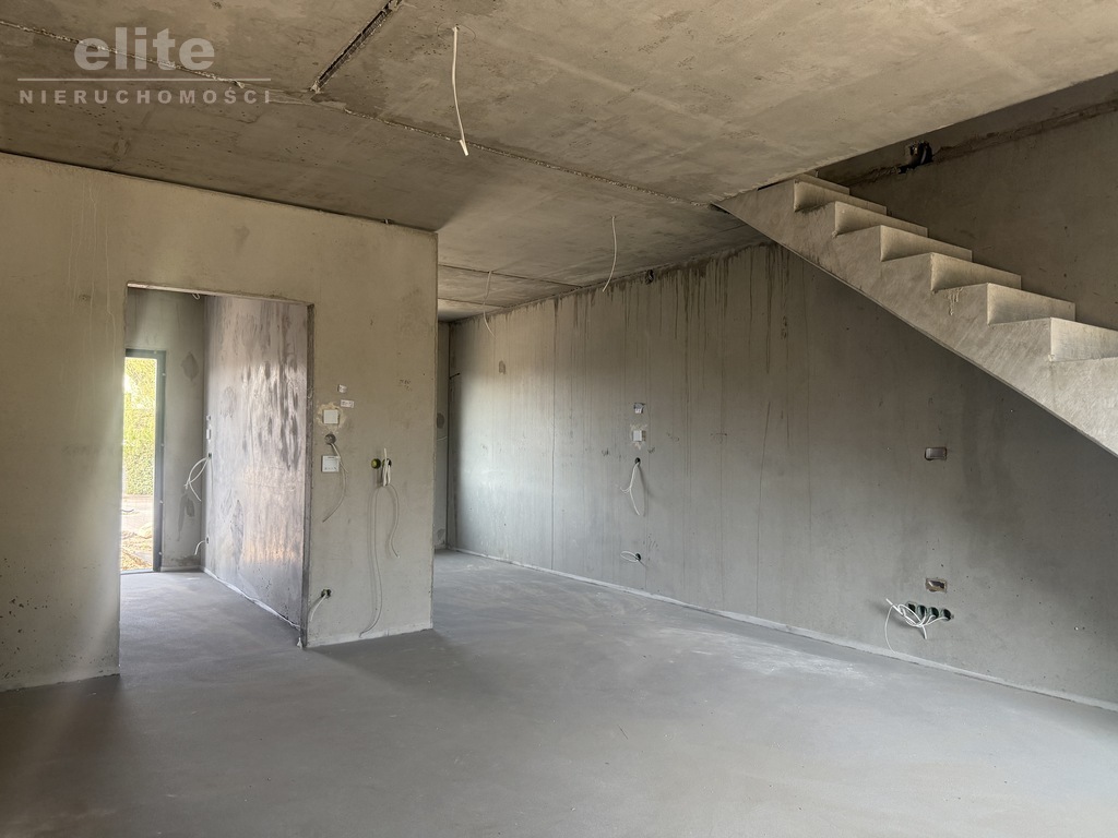 Dołuje ostatni! środkowy Szereg. Duży ogród (6)