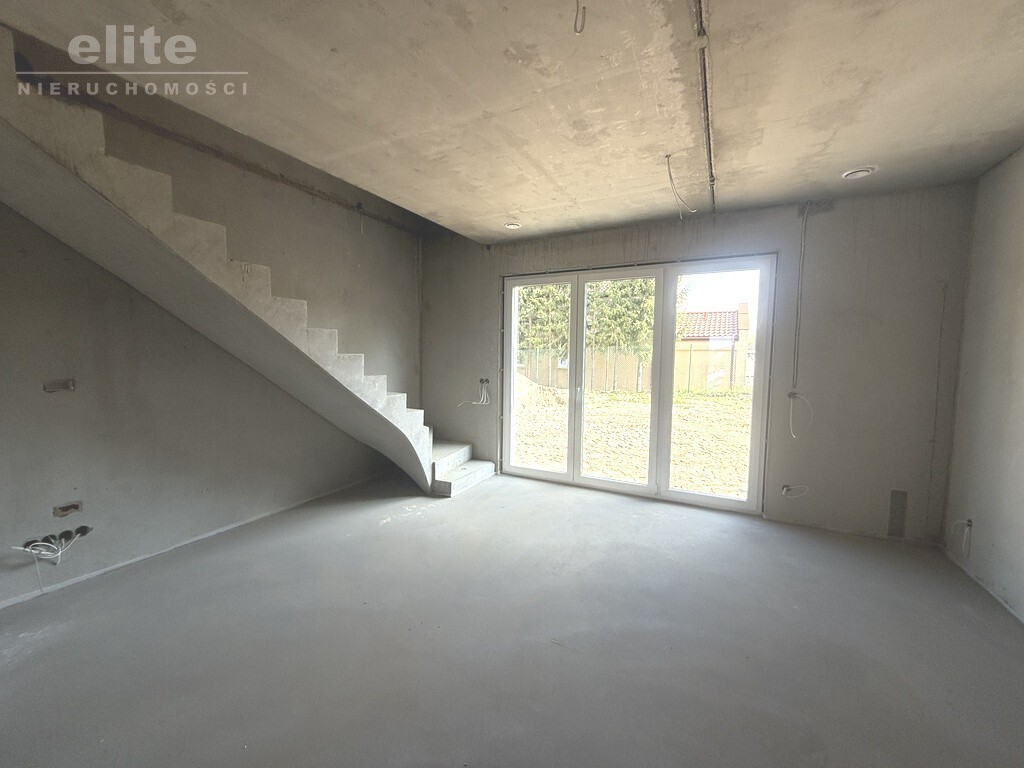 Dołuje ostatni! środkowy Szereg. Duży ogród (8)