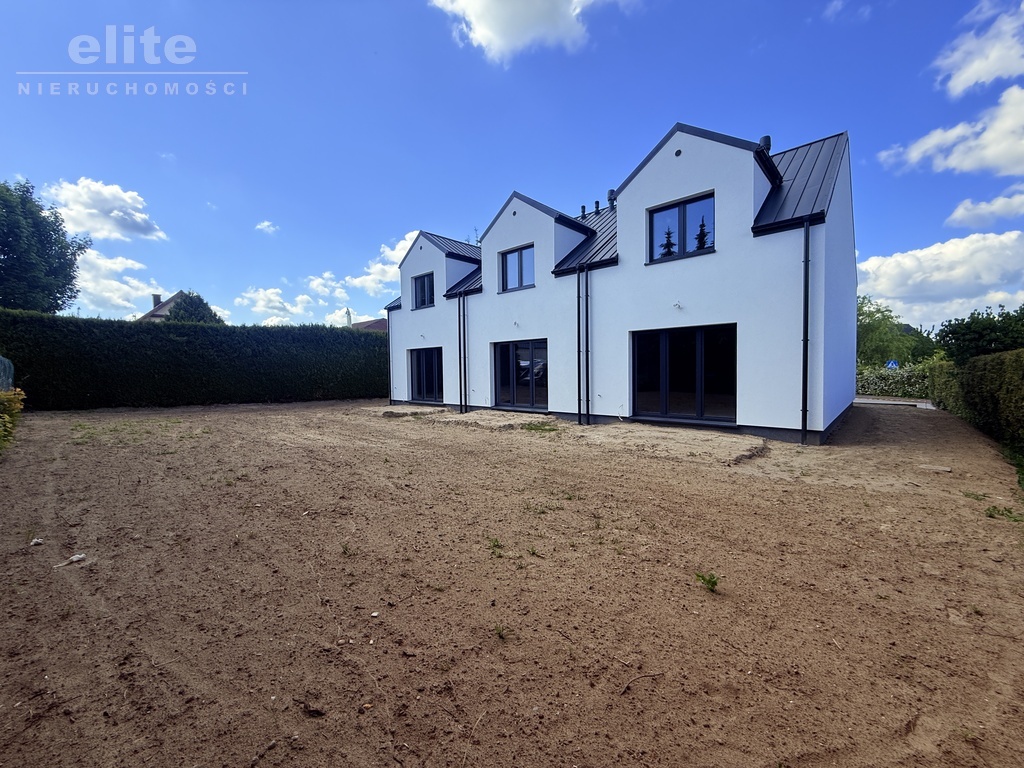 Dołuje ostatni! środkowy Szereg. Duży ogród (4)