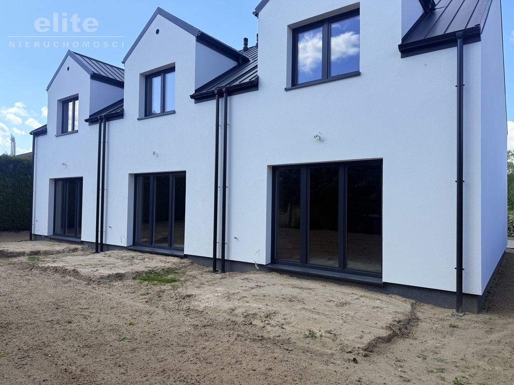 Dołuje ostatni! środkowy Szereg. Duży ogród (3)