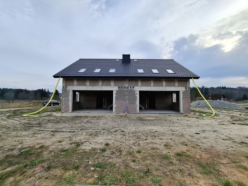 Bliźniak z garażem 126 m2 Jęczydół (2)
