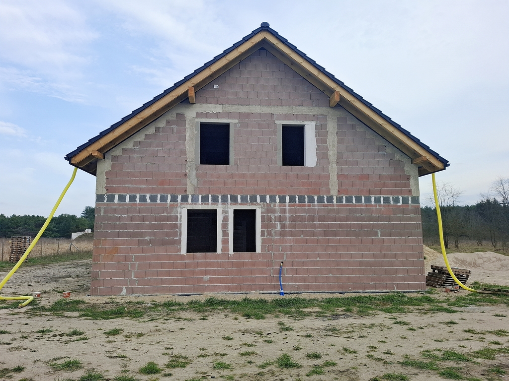 Bliźniak z garażem 126 m2 Jęczydół (4)