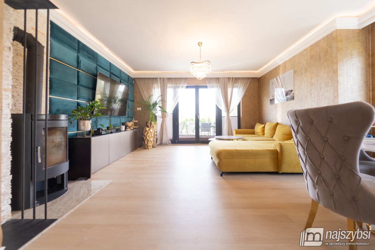 Goleniów- luksusowy dom w spokojnej lokalizacji (14)