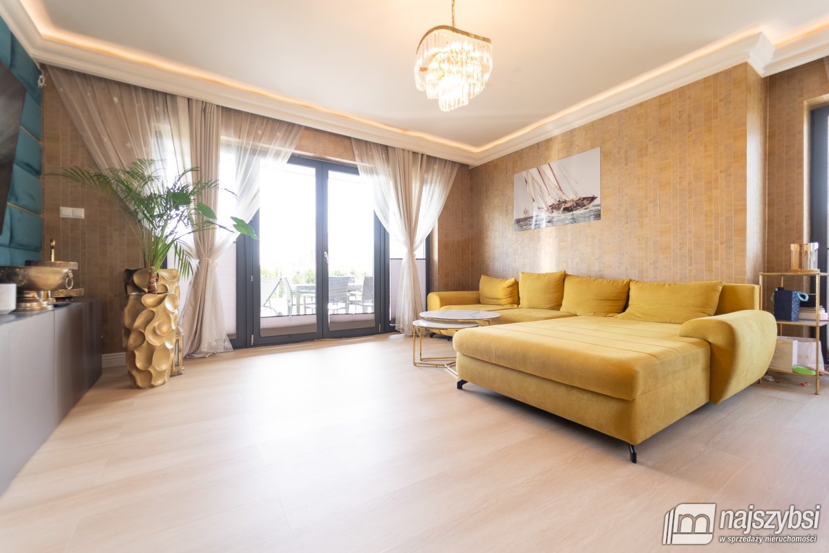 Goleniów- luksusowy dom w spokojnej lokalizacji (15)