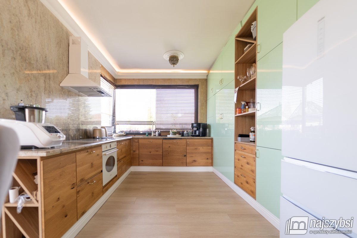 Goleniów- luksusowy dom w spokojnej lokalizacji (19)