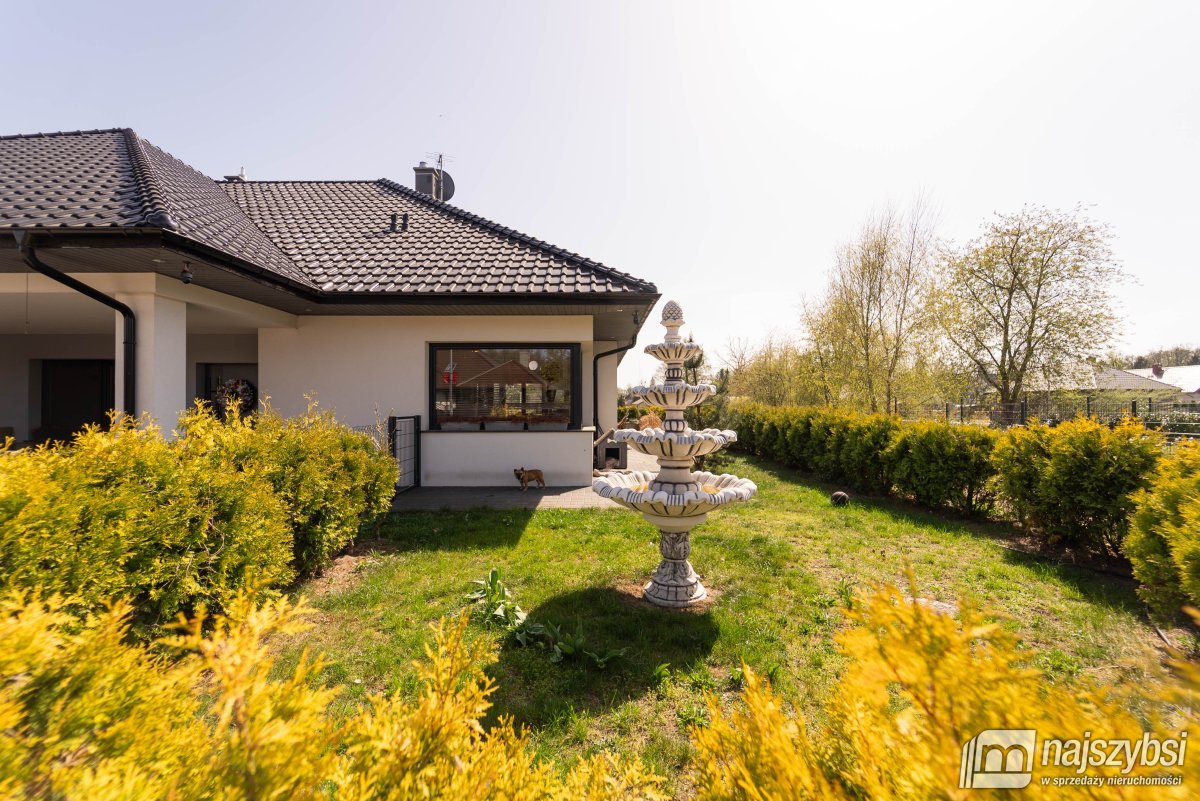 Goleniów- luksusowy dom w spokojnej lokalizacji (39)