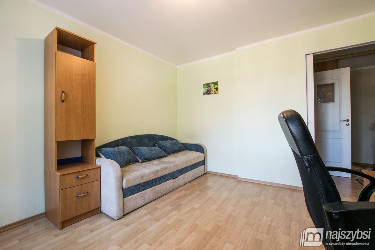 Świnoujście - mieszkanie 3 pokojowe okazja
 (4)