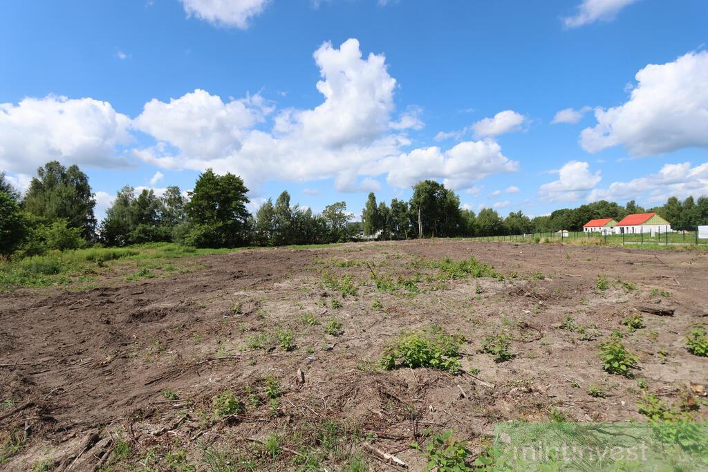 Działka pod zabudowę mieszkaniową (4)