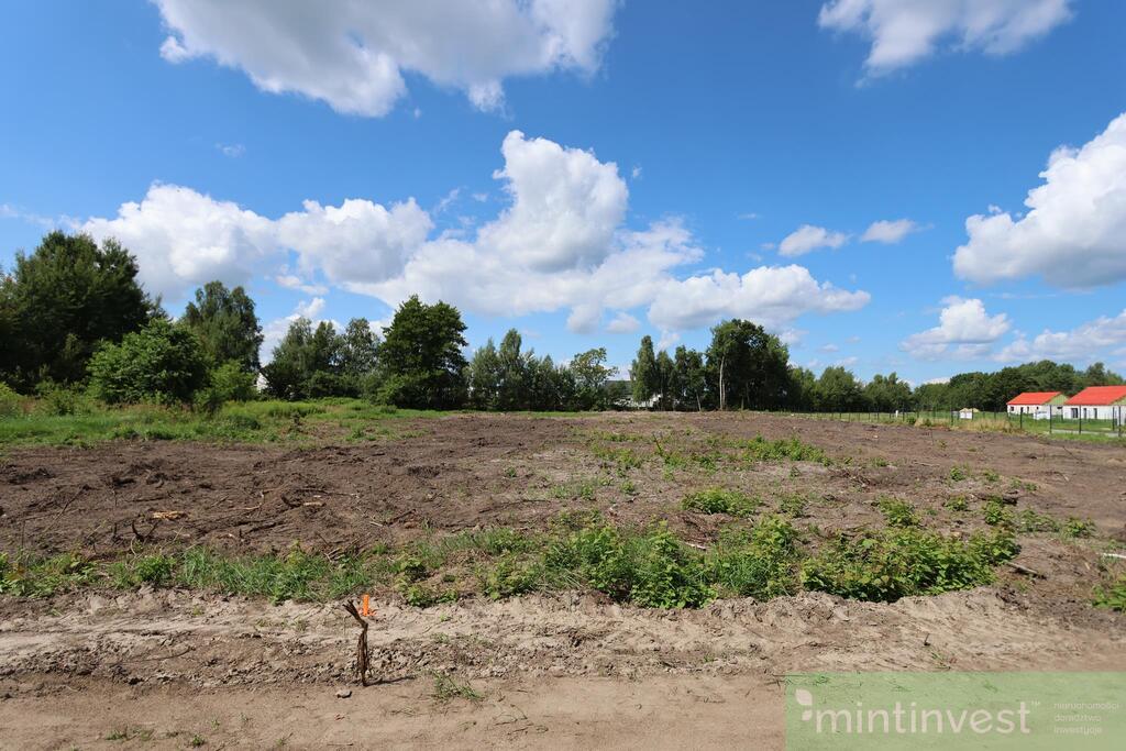 Działka pod zabudowę mieszkaniową (6)
