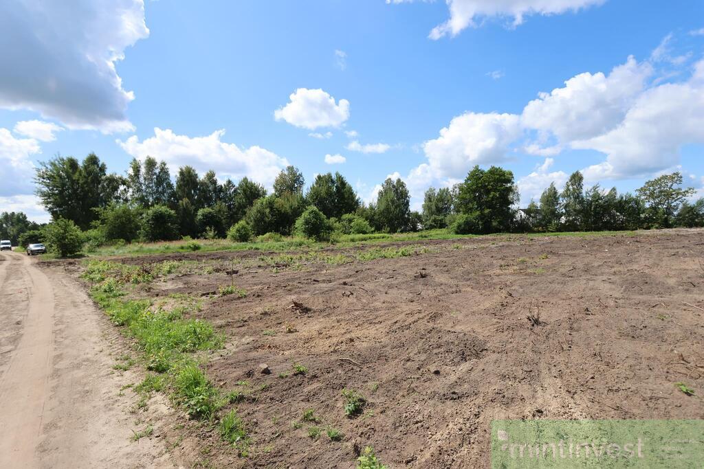 Działka pod zabudowę mieszkaniową (3)