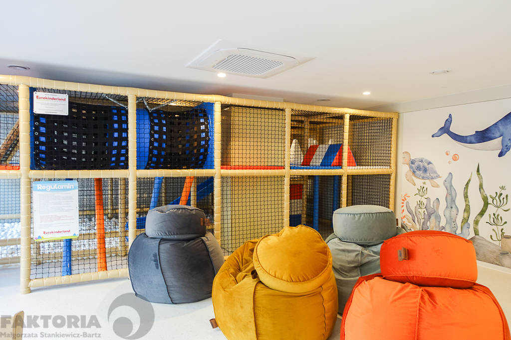 Apartament 2 pokojowy, balkon 6,6 m2, nad morzem. (16)