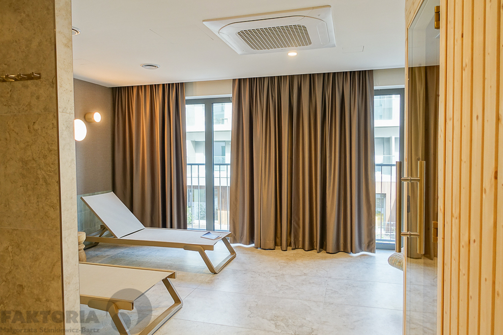 Apartament 2 pokojowy, balkon 6,6 m2, nad morzem. (20)