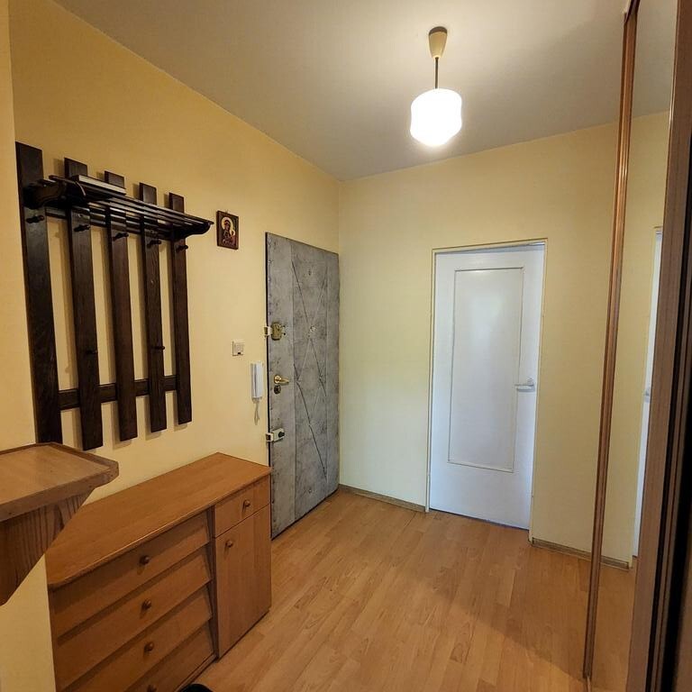 Dwa rozkładowe pokoje z dużym balkonem (6)