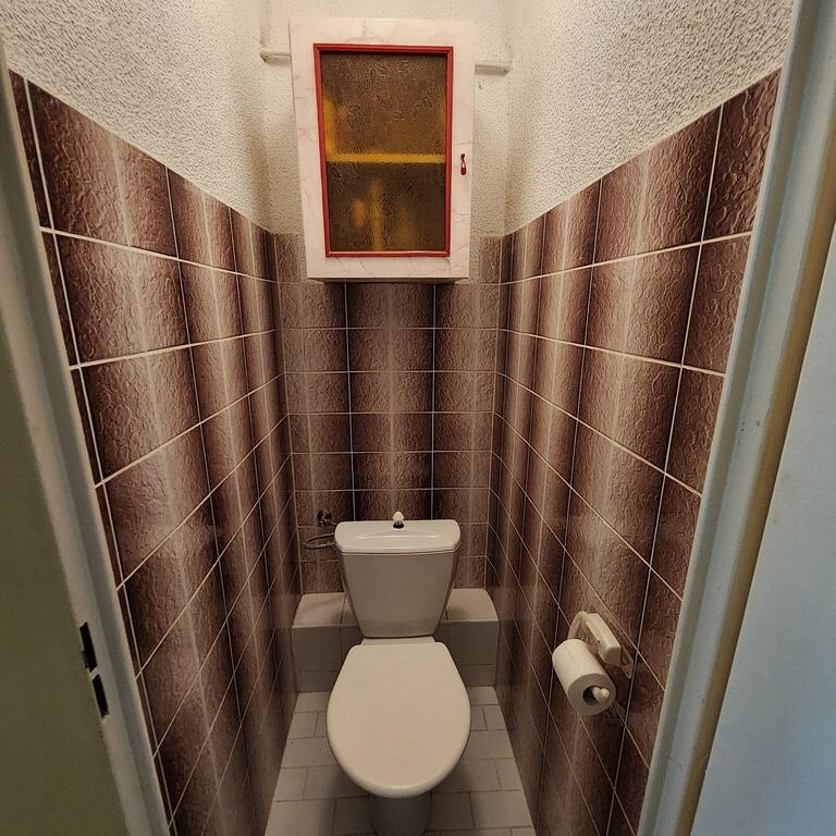 Dwa rozkładowe pokoje z dużym balkonem (11)