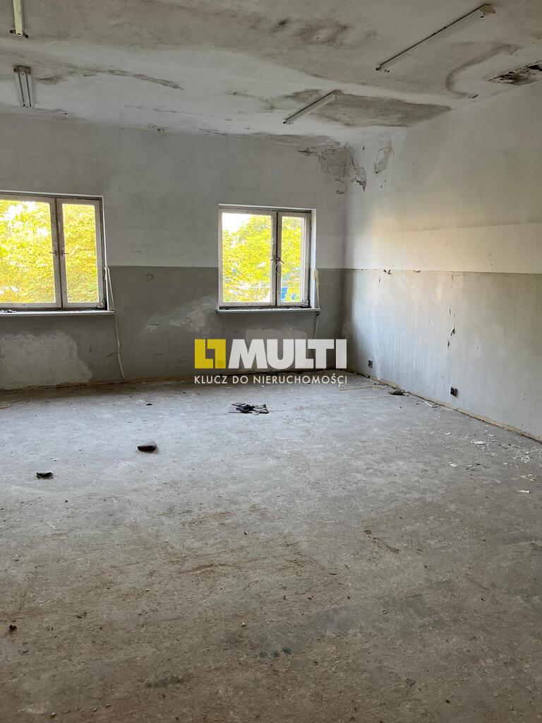 Na sprzedaż budynek wielofunkcyjny w Trzebiatowie (5)