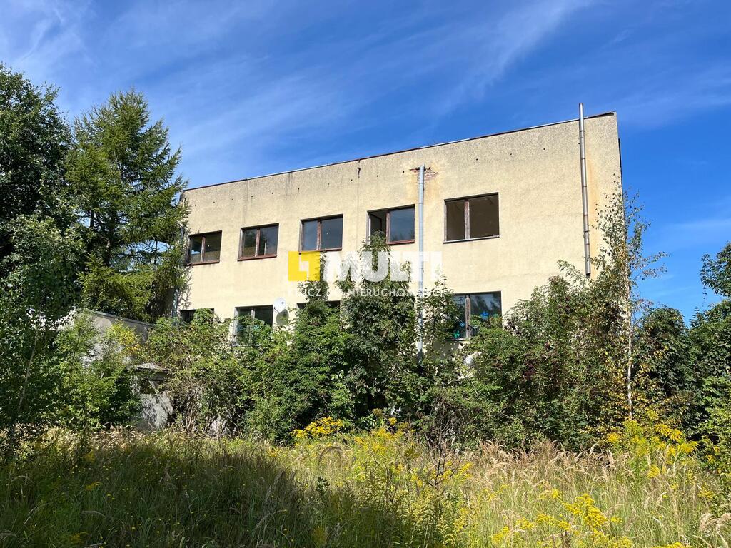 Na sprzedaż budynek wielofunkcyjny w Trzebiatowie (2)