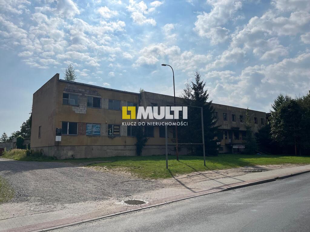 Na sprzedaż budynek wielofunkcyjny w Trzebiatowie (1)