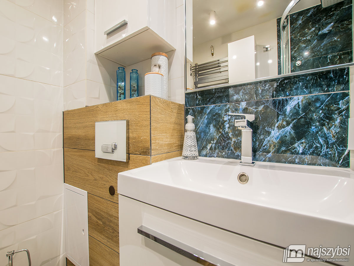 Mieszkanie 3-pokojowe w sercu miasta. (13)