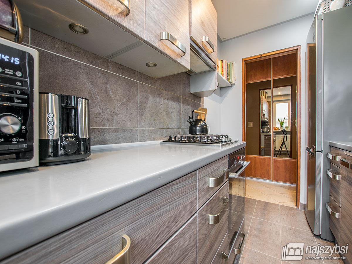 Mieszkanie 3-pokojowe w sercu miasta. (6)