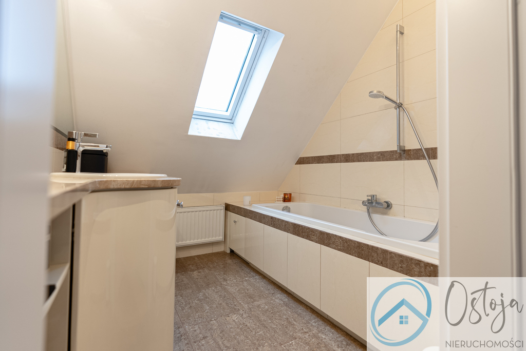 Trzy pokoje z balkonem w nowej cegle (7)