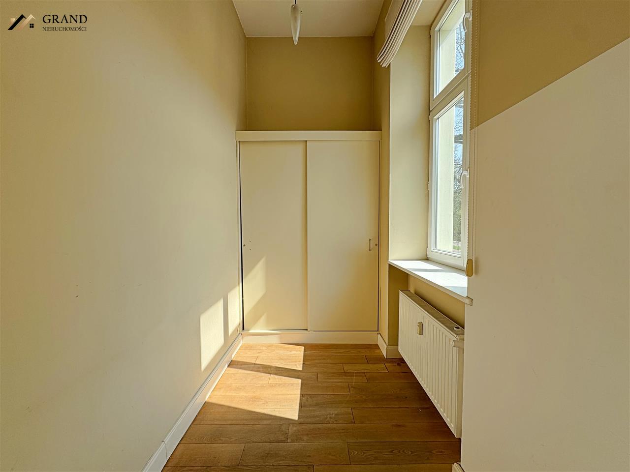 Lokal usługowy 2 pomieszczenia na wynajem ul. Zwyc (4)