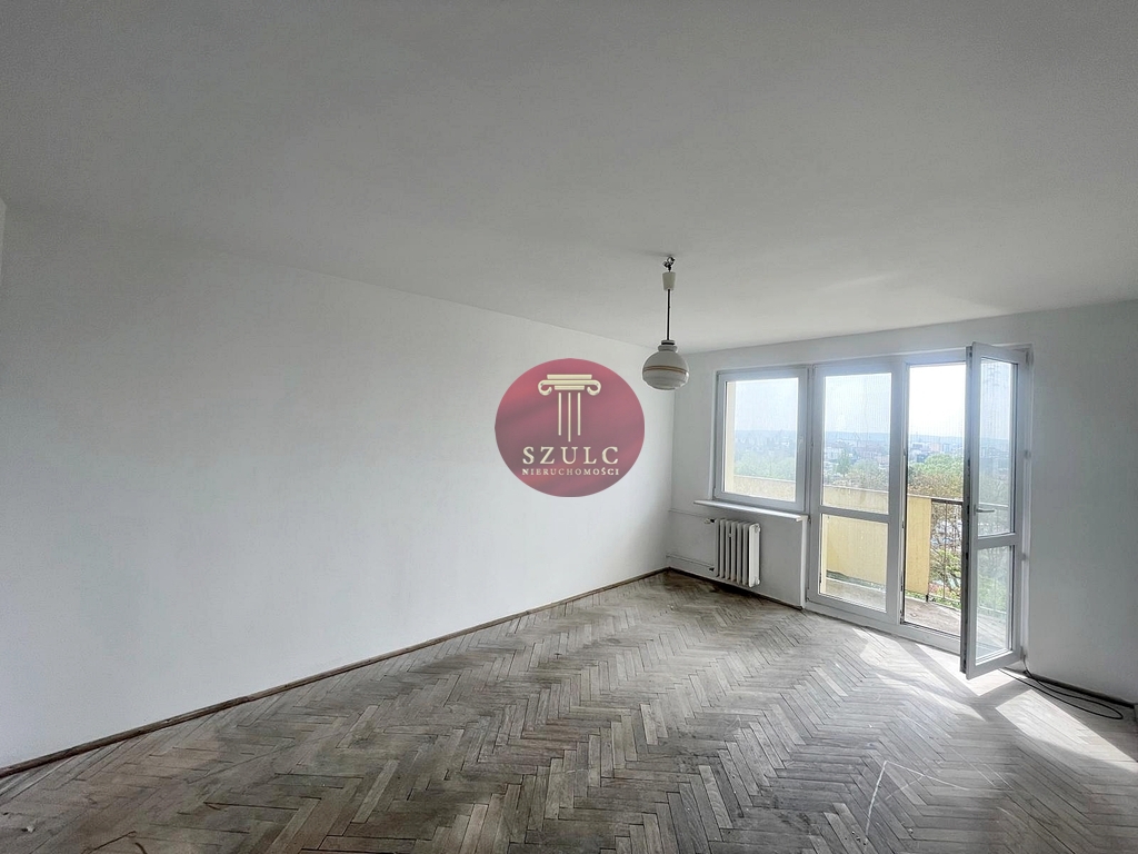 Na sprzedaż dwupokojowe mieszkanie z balkonem. (1)