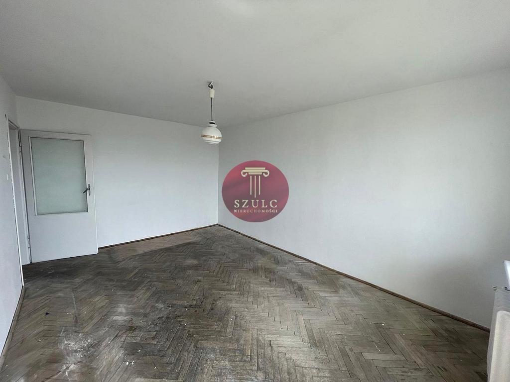 Na sprzedaż dwupokojowe mieszkanie z balkonem. (7)