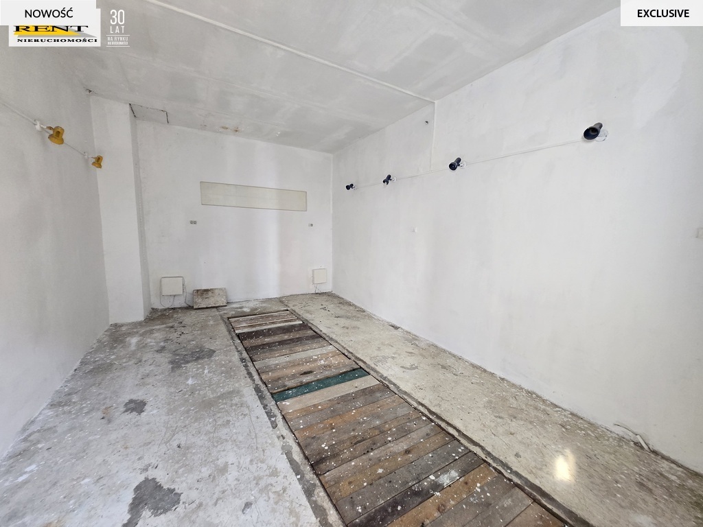 Część domu, piwnice, garaże, magazyn, Podjuchy (24)