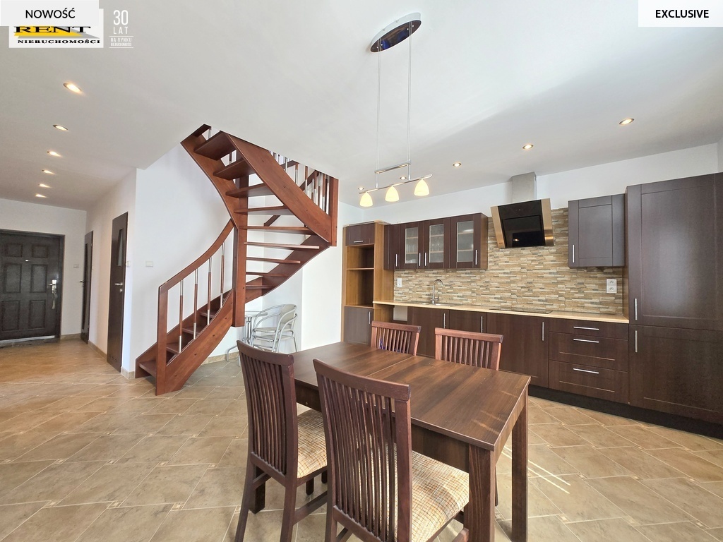 Część domu, piwnice, garaże, magazyn, Podjuchy (11)