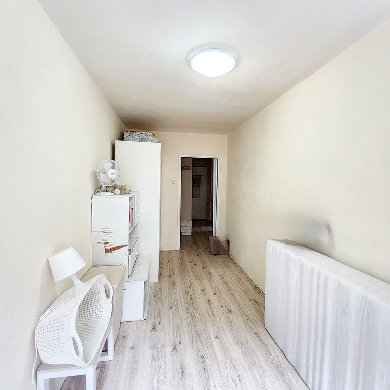 Mieszkanie 2 pokojowe, 1 piętro, duży balkon. (4)