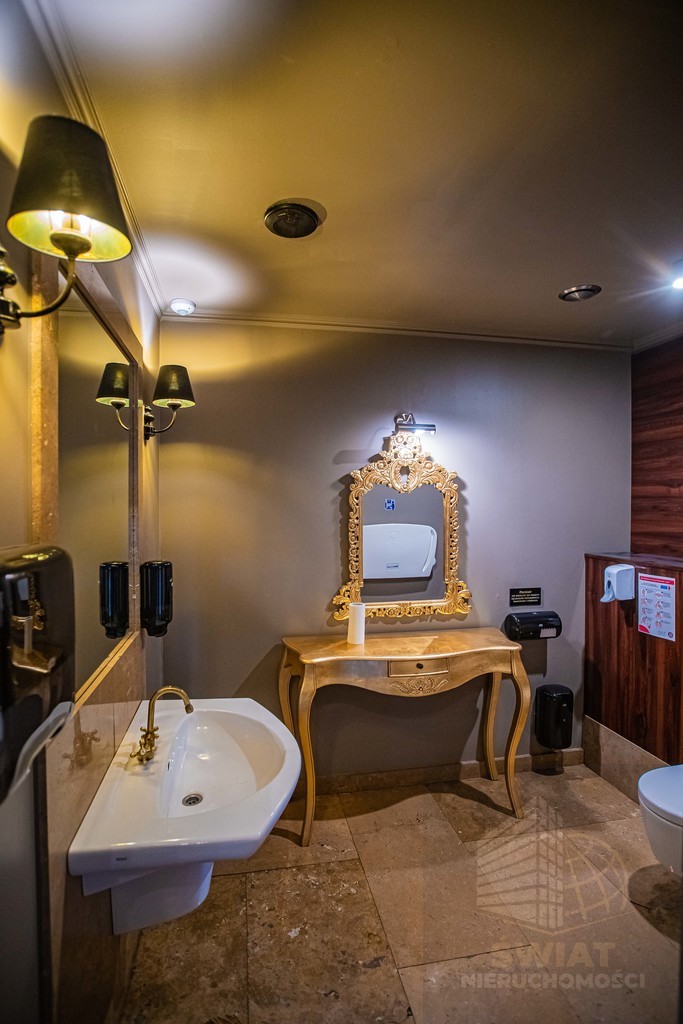 Lokal użytkowy w centrum przy Bramie Portowej (23)