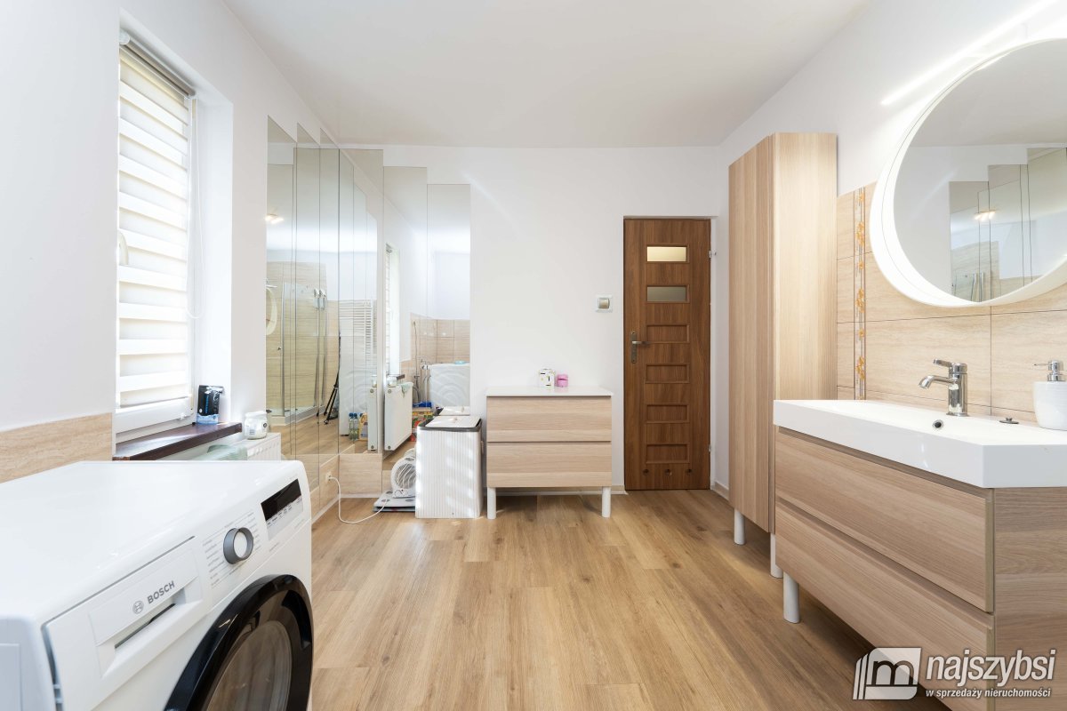 Golczewo-dom 194  m2 czeka właśnie na Ciebie (13)