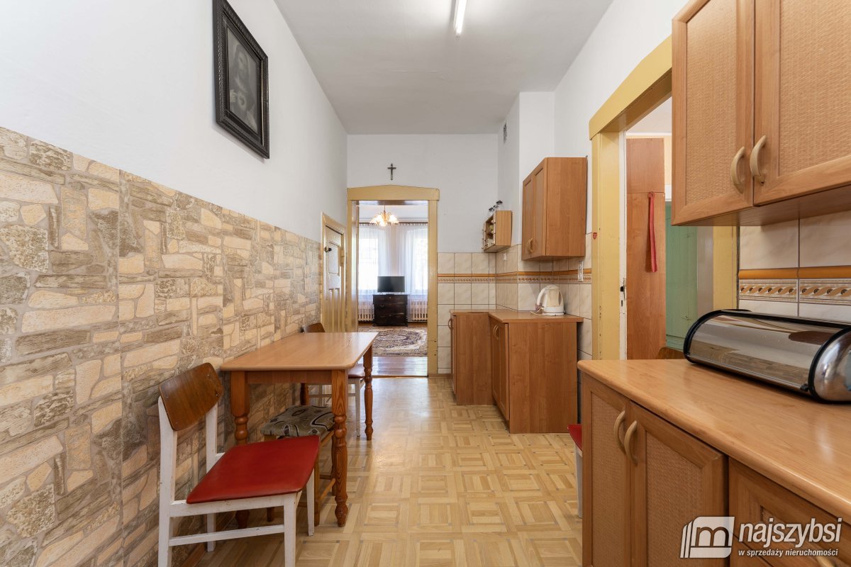 Golczewo-dom 194  m2 czeka właśnie na Ciebie (14)