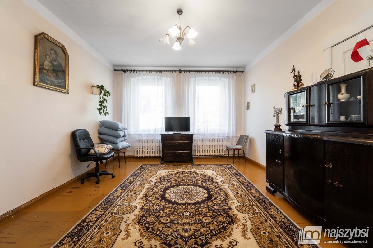 Golczewo-dom 194  m2 czeka właśnie na Ciebie (16)