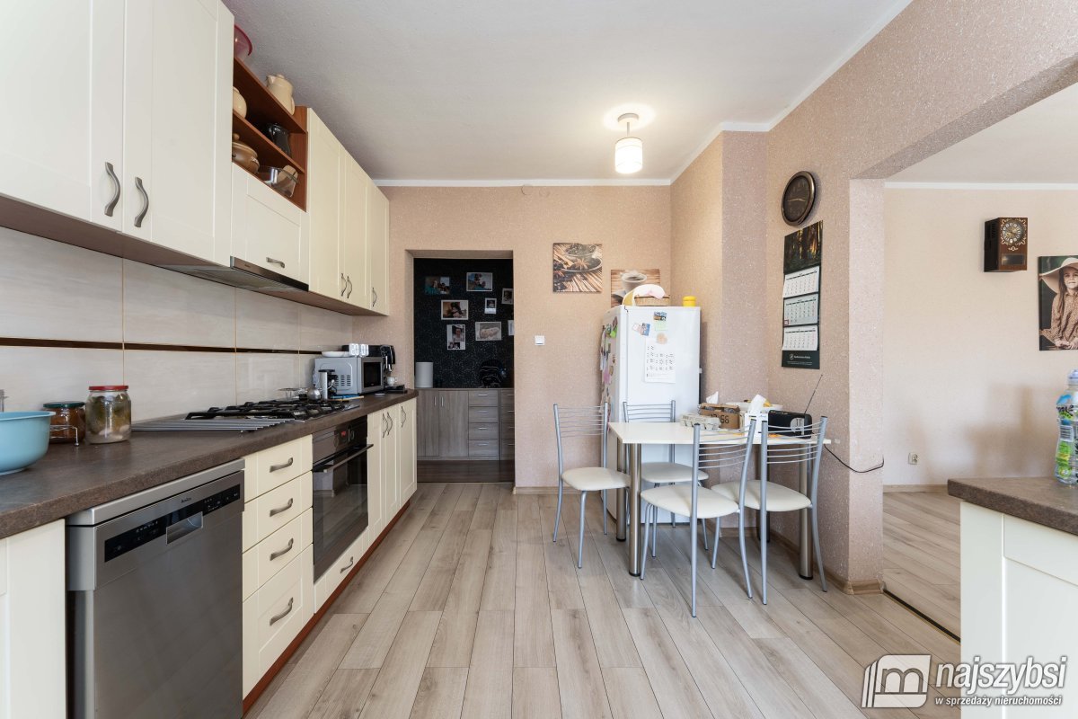 Golczewo-dom 194  m2 czeka właśnie na Ciebie (6)