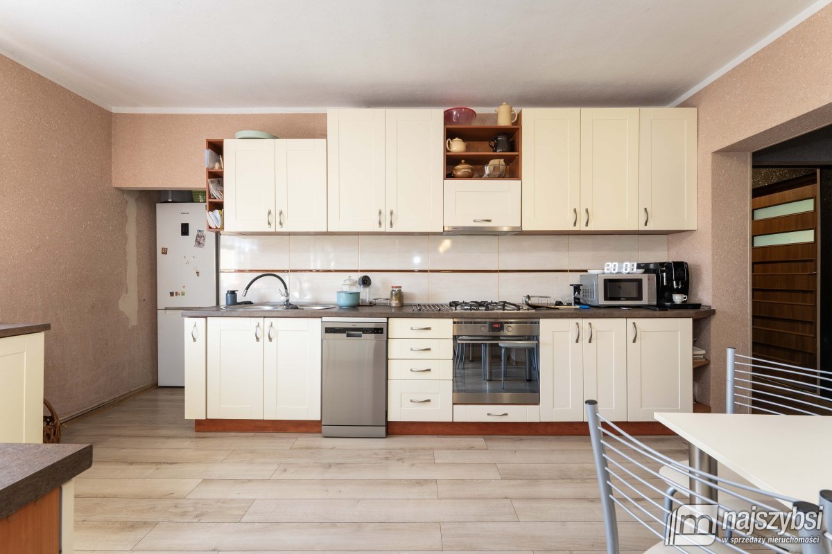 Golczewo-dom 194  m2 czeka właśnie na Ciebie (7)