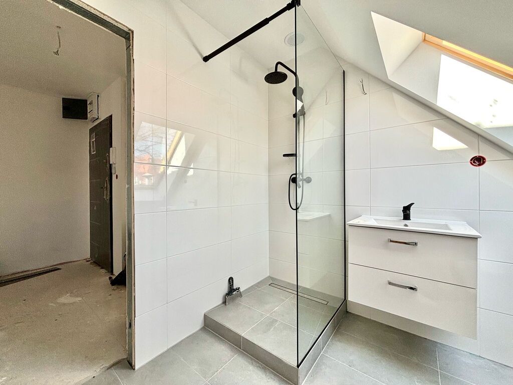 DWUPOZIOMOWE MIESZKANIE, 3 POKOJE W CENTRUM MIASTA (2)