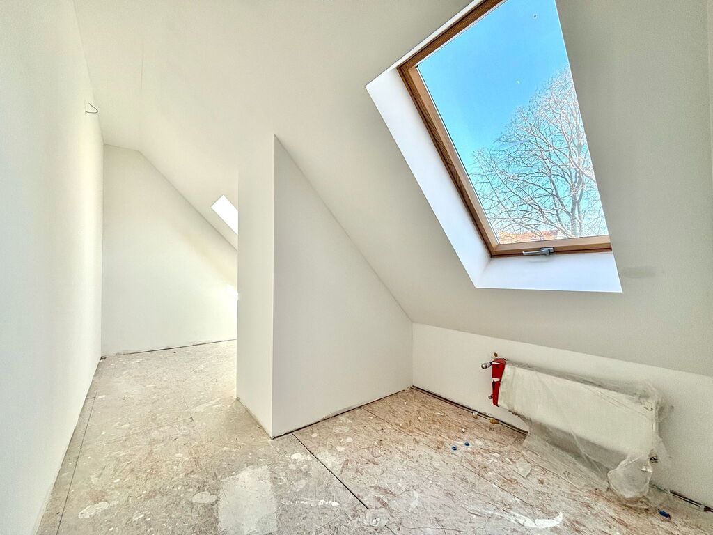 DWUPOZIOMOWE MIESZKANIE, 3 POKOJE W CENTRUM MIASTA (10)