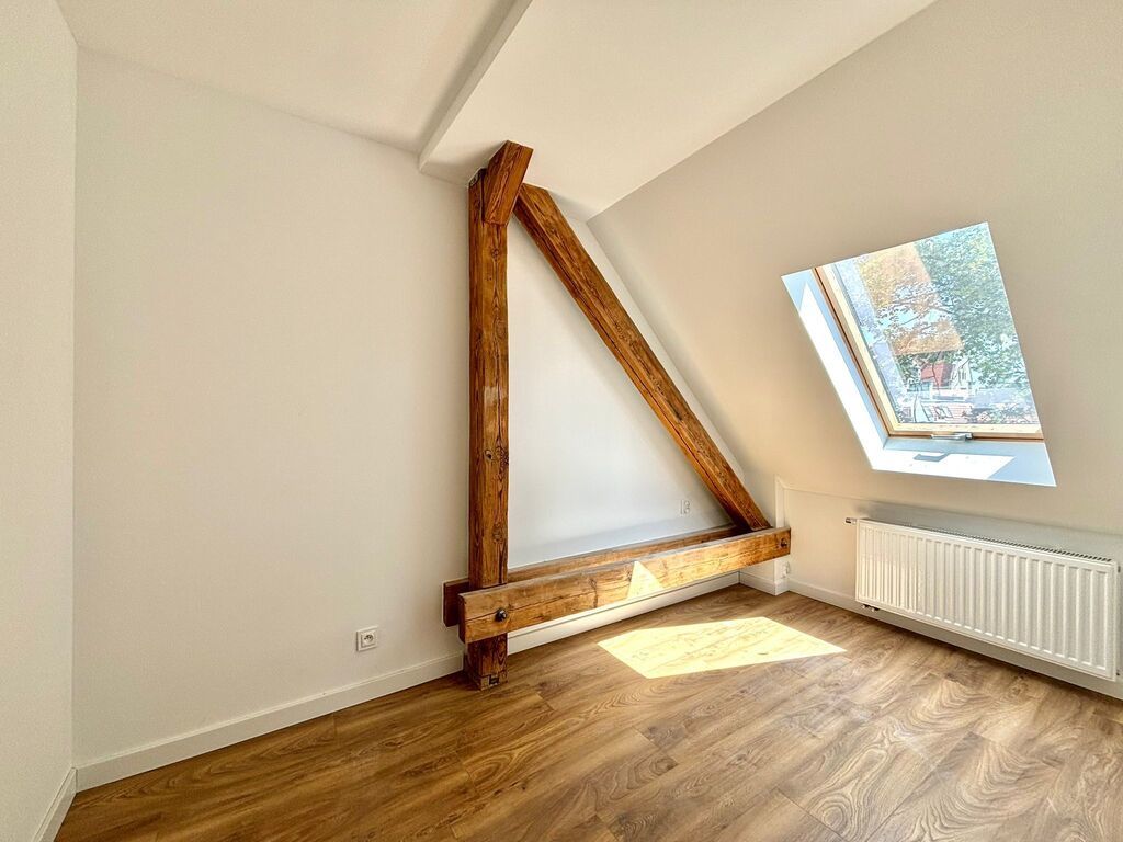 DWUPOZIOMOWE MIESZKANIE, 3 POKOJE W CENTRUM MIASTA (8)