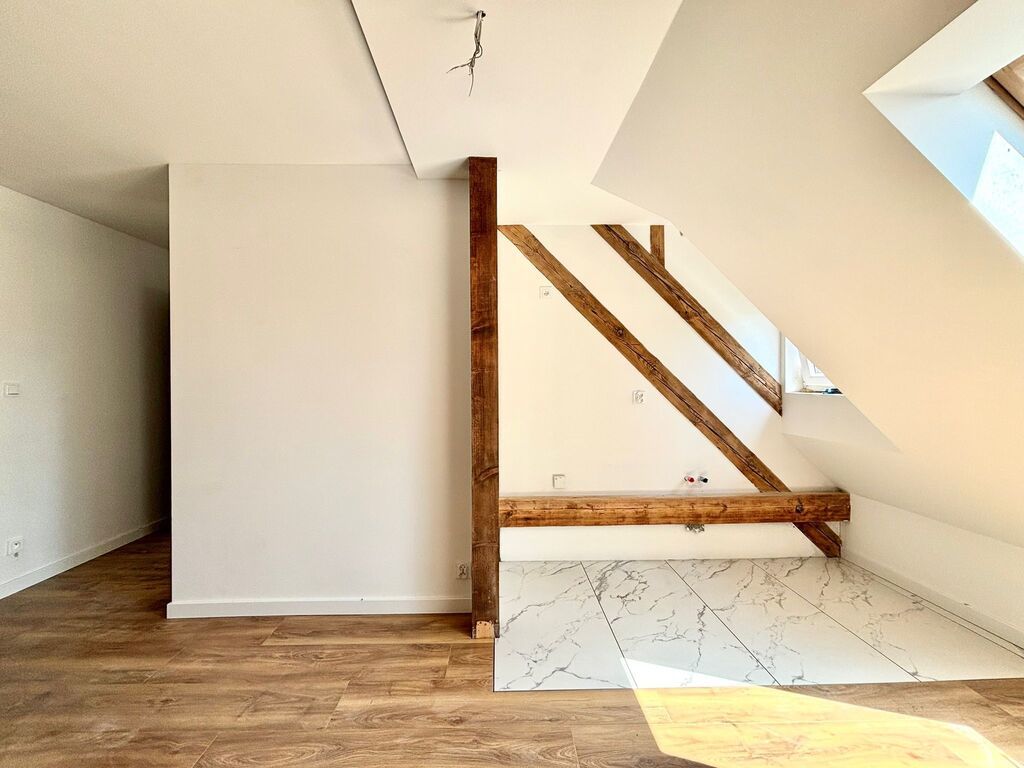 DWUPOZIOMOWE MIESZKANIE, 3 POKOJE W CENTRUM MIASTA (4)