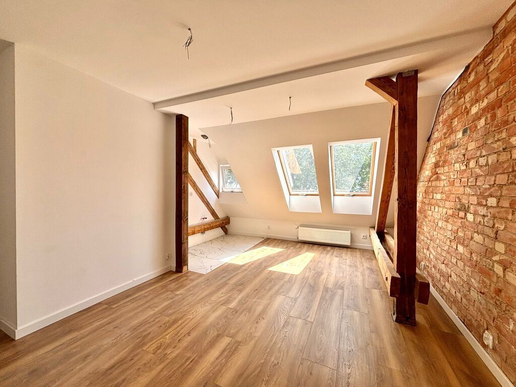 DWUPOZIOMOWE MIESZKANIE, 3 POKOJE W CENTRUM MIASTA (3)