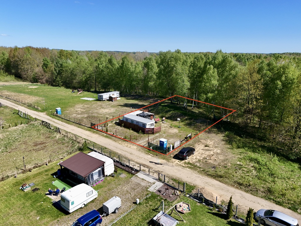 Urokliwa działka nad jeziorem Ińsko (4)