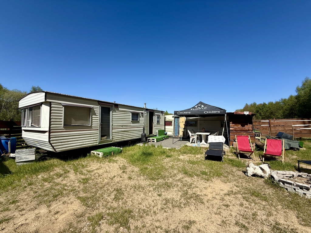 Urokliwa działka nad jeziorem Ińsko (8)