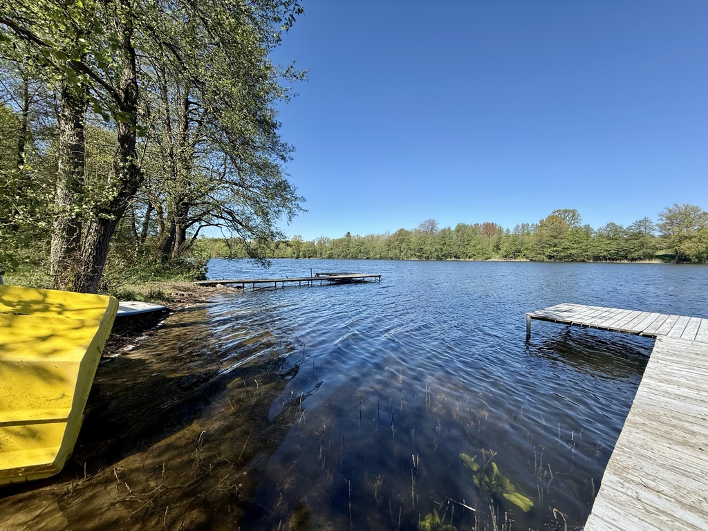 Urokliwa działka nad jeziorem Ińsko (3)