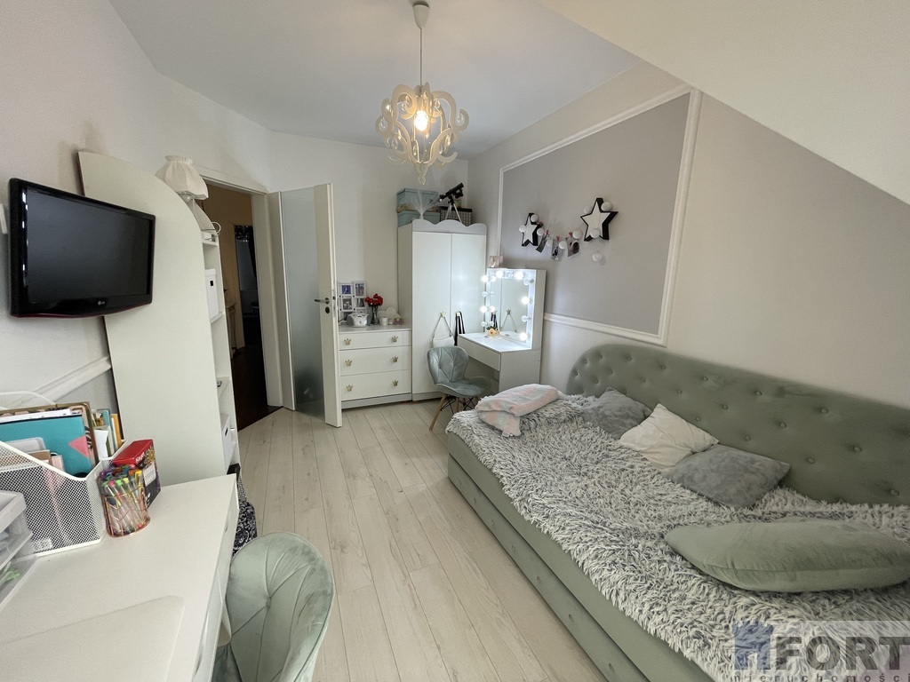 Os.Południk, szeregowiec, 4 pokoje (8)