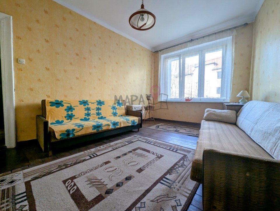 Trzypokojowe mieszkanie w okolicach Jasnych Błoni (18)